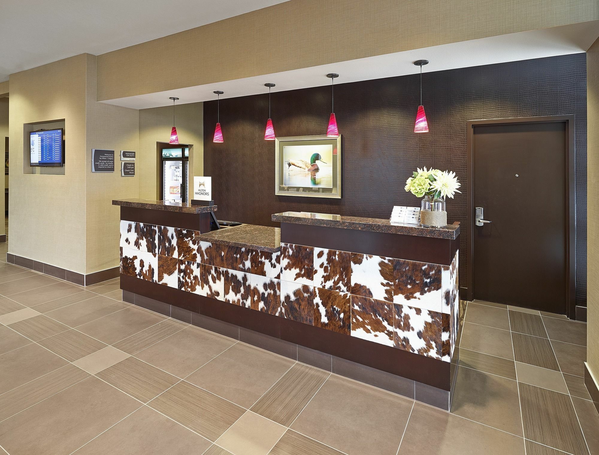 Homewood Suites Calgary Airport מראה חיצוני תמונה